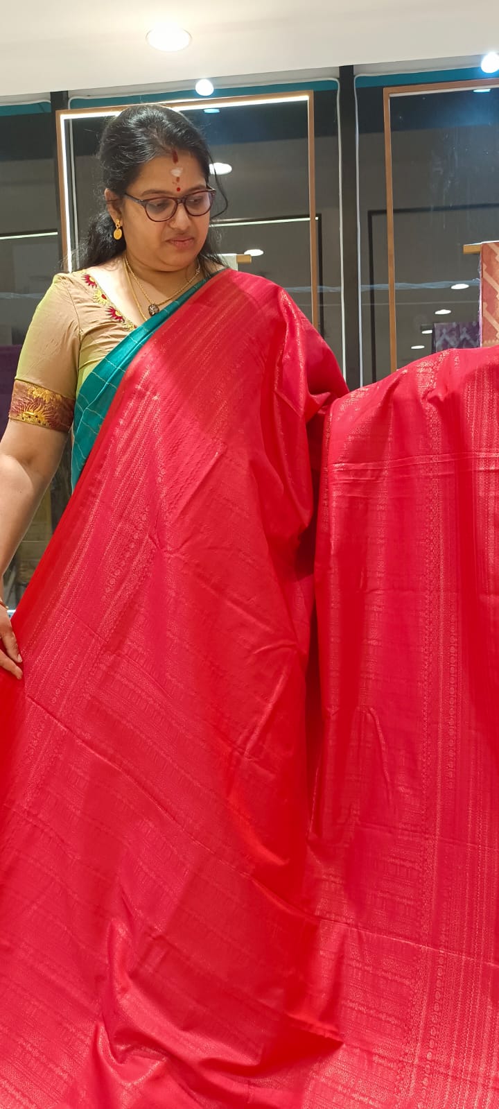 SOFT BRIDAL SILK ( CRIMSONRED )